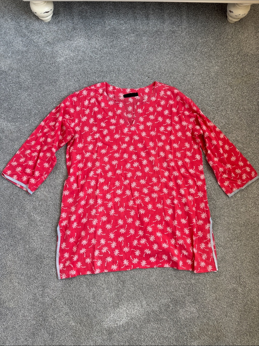 Red Palm-Print V-Neck Tunic with Side Slits